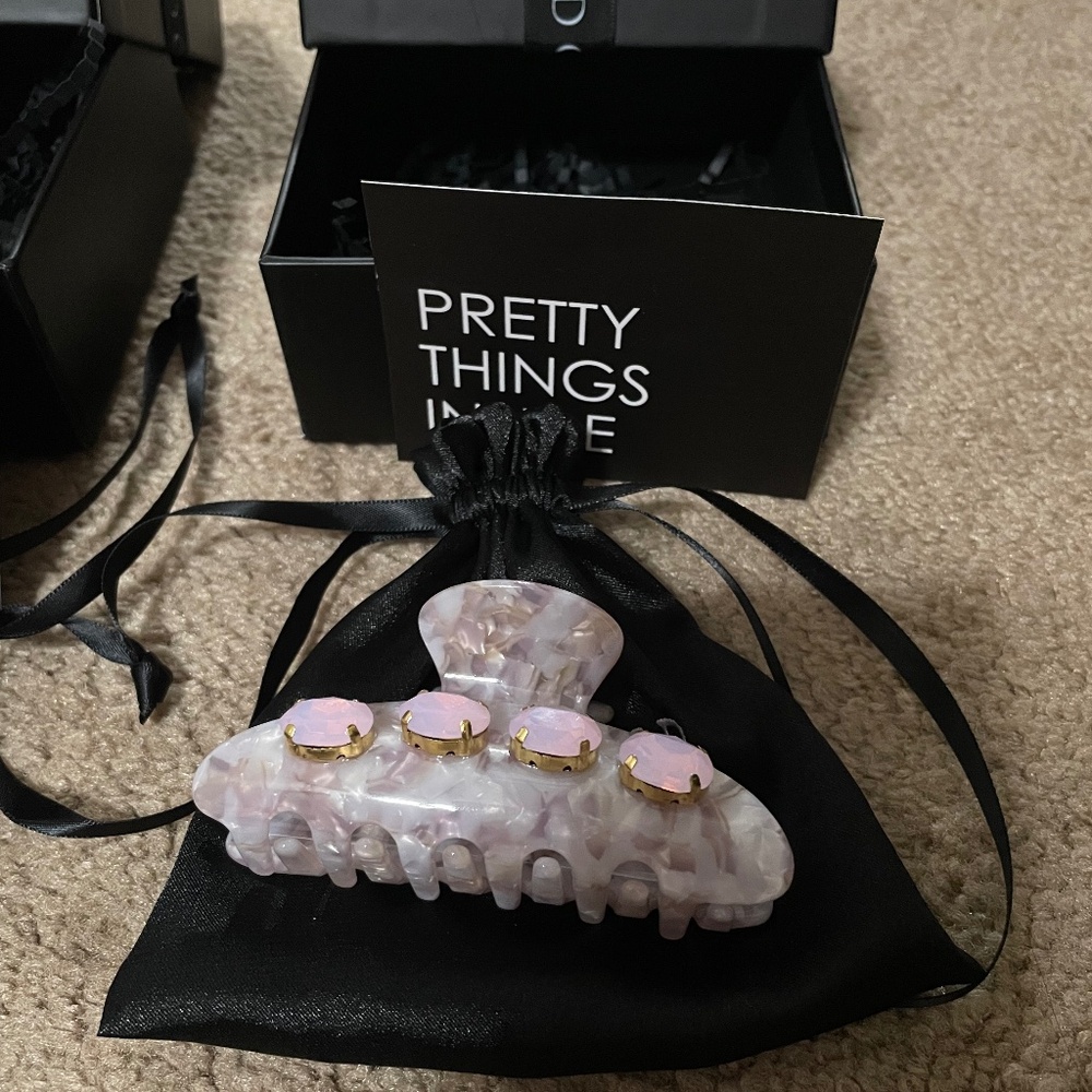 Adorned  OG hair clip new in box